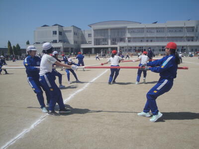 6年女子「引っ張って!「引っ張って!!」