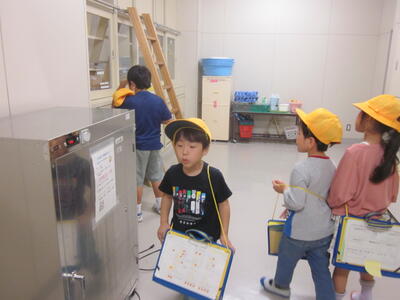 1年学校たんけん2