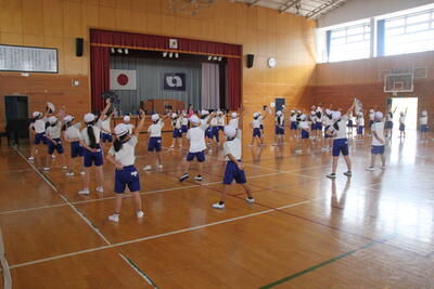 2年ダンス01