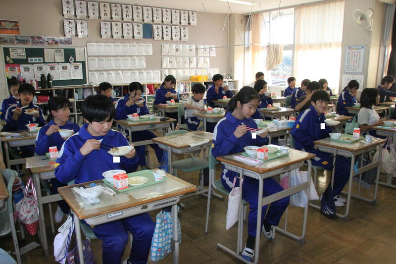 6-1図書フェス01