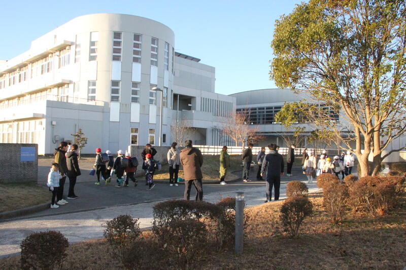 2年Pあいさつ運00