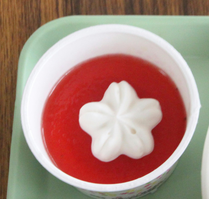 お祝いイチゴゼリー02