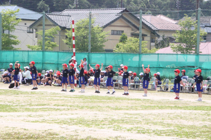 08_1・2年（団）ダンシング玉入れ06