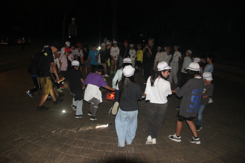 キャンプファイヤー08