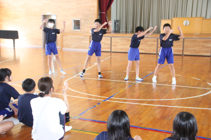 6年ダンスバトル04