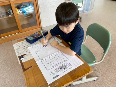 10ED62EF-5BCD-4705-8C89-4EFD48FF8944