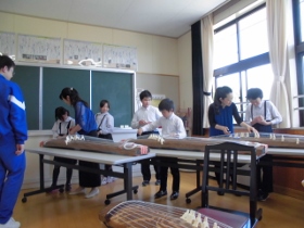 初めての箏の演奏