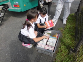 どの本がいいかな？