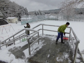 雪かきの様子