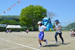 おみこしリレー（白）