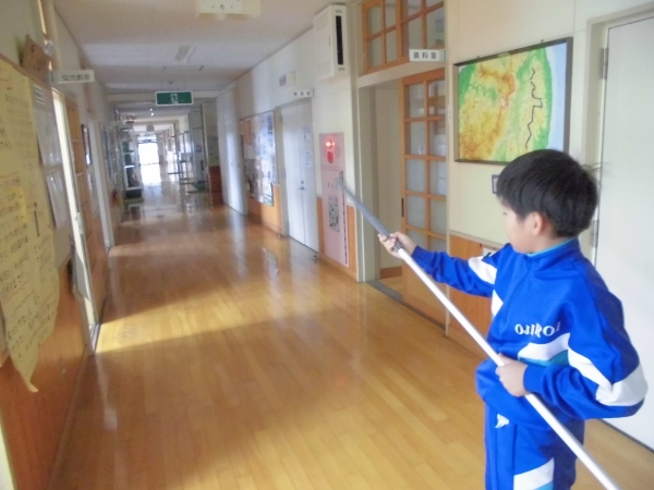 どうやって飛んでいるのかな