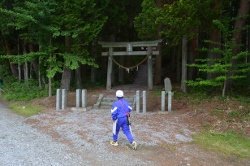 熊倉神社入り口