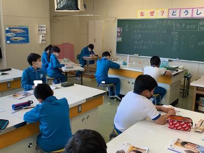 ６年・ものの燃え方と空気