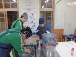 中学生と一緒に