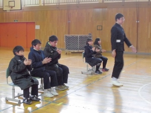 卒業生入場の練習