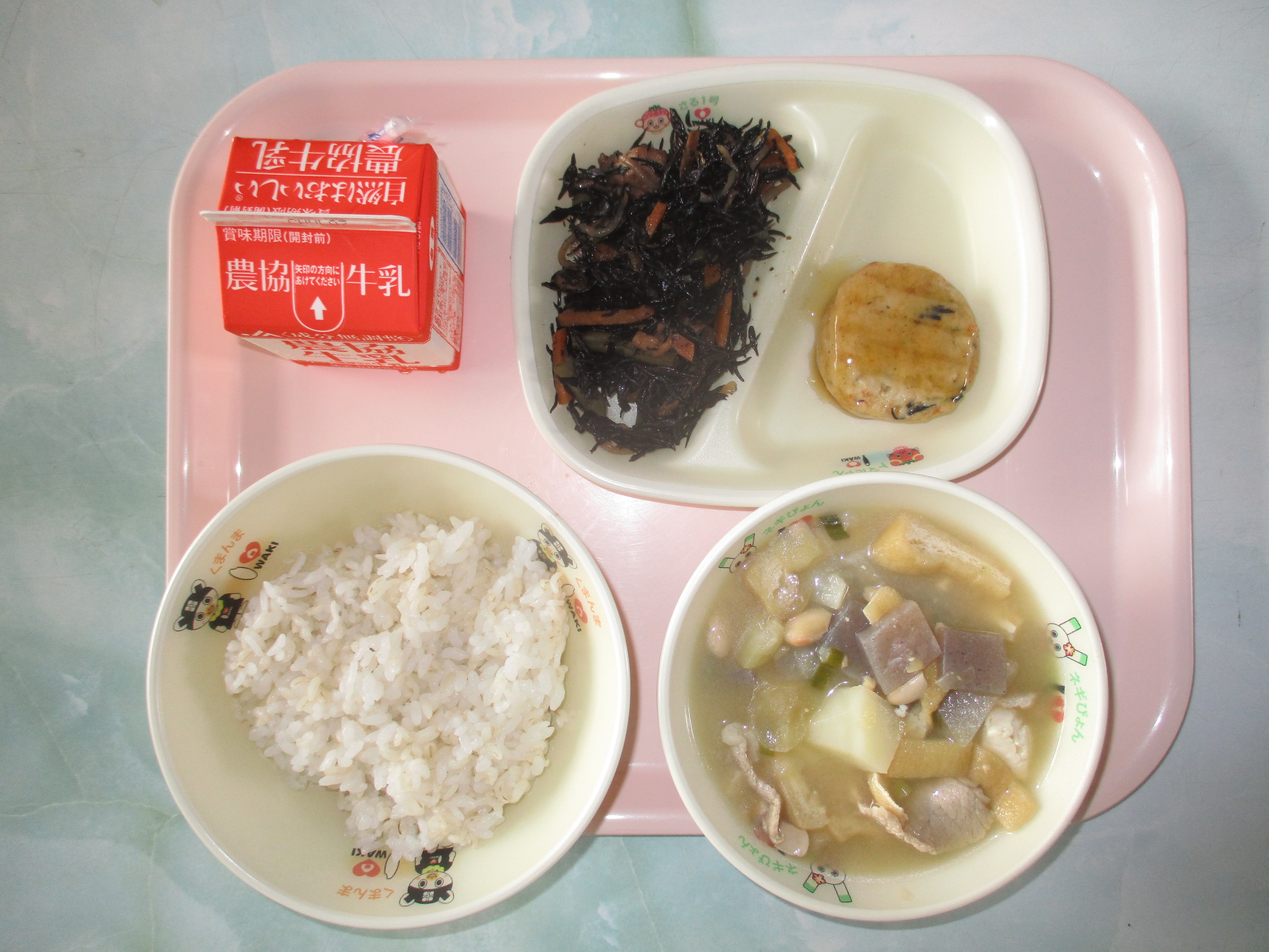 8月31日(金) 県産鶏つくね