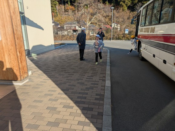 PXL_20251118_224421009.MP