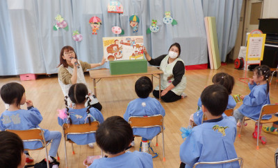 00  読み聞かせ　InkedDSCF0319_LI