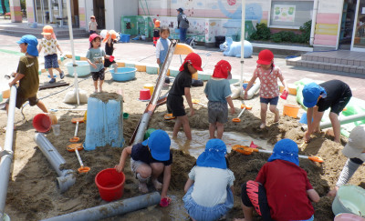 00　砂場　泥水遊び　DSCF1107