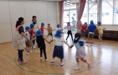 00  年長　みんなで　InkedDSCF1264_LI