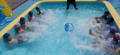 00　年長　プール　DSCF1841