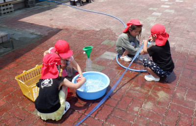 00　年中　仲良く　水遊び仲　せいさ根かよくDSCF1870