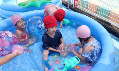 00　年少　プール　DSCF1945