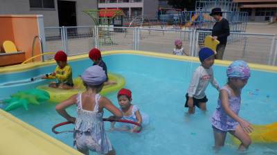 00　プール　年少　DSCF2802