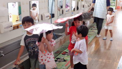 00  年少　傘　InkedDSCF3205_LI