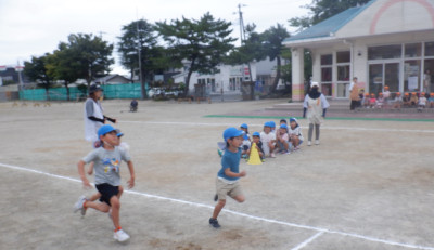 00　年長　リレー　DSCF3651