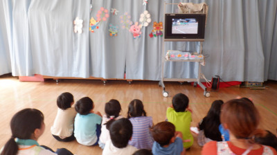 00 年長 ビデオで振り帰り DSCF4016