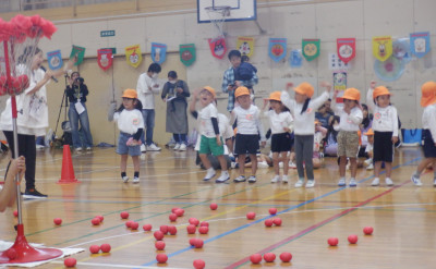 00 年少 玉入れ nkedDSCF4784_LI