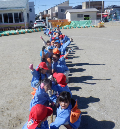 00 綱引き 子ども InkedDSCF5691_LI