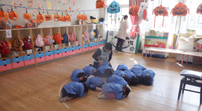 00 避難訓練 年少 ダンゴムシ DSCF5713