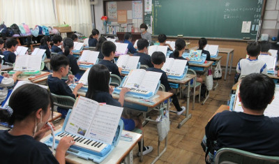 ５の２こきょうの人々