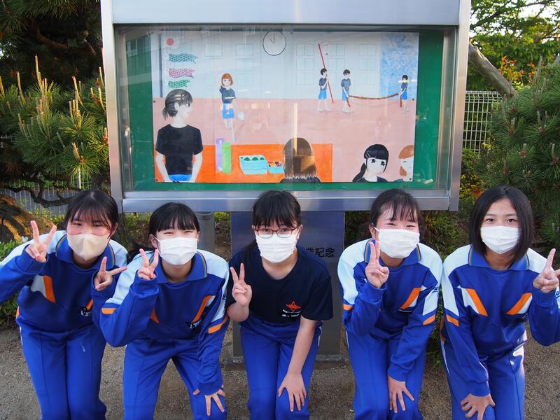 ５月の玄関ディスプレイの作品