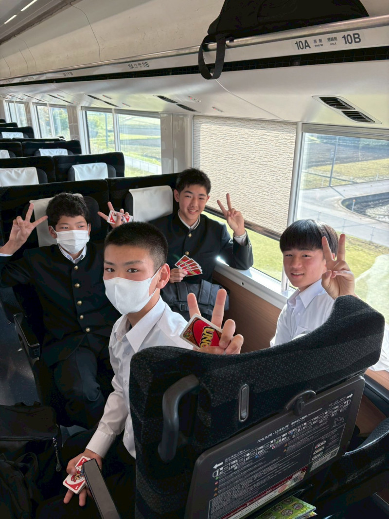 2D2494F4-6BD7-498A-9DC4-721C68E5BAF7