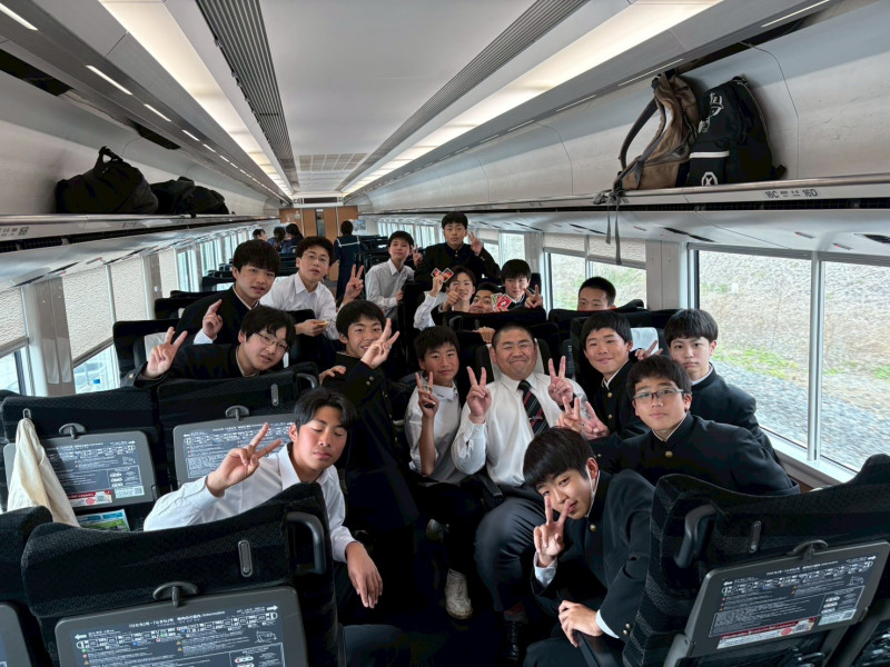 D2A7ED74-7999-4114-BD95-B178E0AAE031