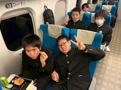 4F67B28D-C6EC-4FF8-AEDD-4B6EF84BD67C