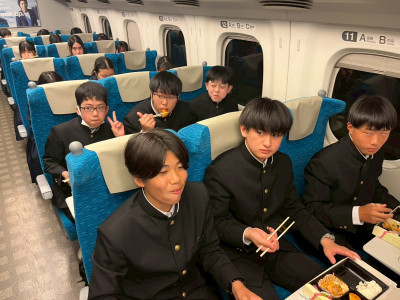 8BEDEB4C-6BF3-4CD3-B2F1-92DCE9450570