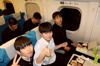 C78F64E4-7930-4493-BED2-D6E67AA7671B