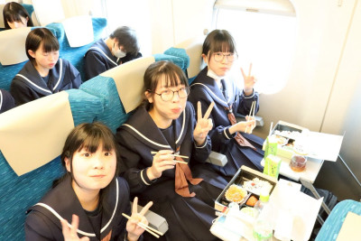 B76354B0-44FE-40E8-84B5-C5F7E394A3FC