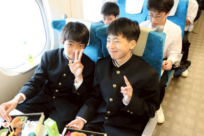 8A024199-4E48-401B-A479-702F1B41922B