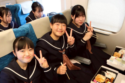 CEB948FF-C0A3-4200-8AA5-ABA6E943D87E