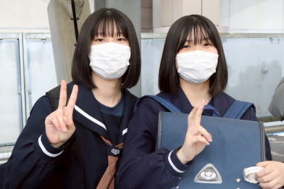 5D77E683-C1BB-41E9-B15F-68465D0DB664