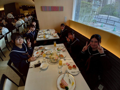 EB641B43-864C-4B76-A2BF-695774A534CF