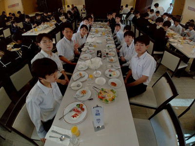 7A686693-467E-4265-B0AD-9710743A37B0