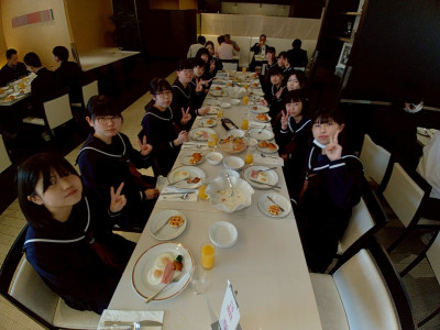 63AEFA97-3167-41DA-903E-745E91A22355