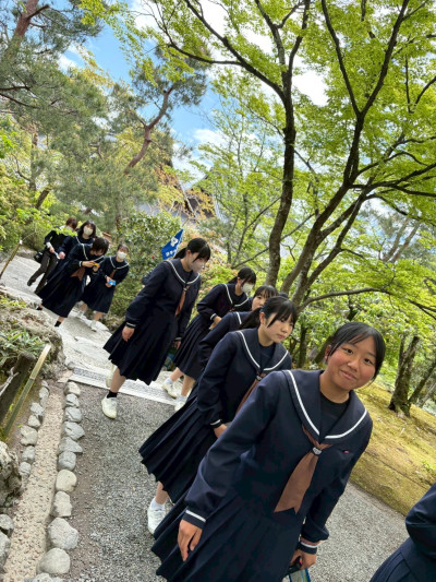 D6238C1C-8DD2-41F2-A0AD-BB1C44183C50