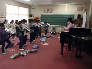 鼓笛練習「校歌」